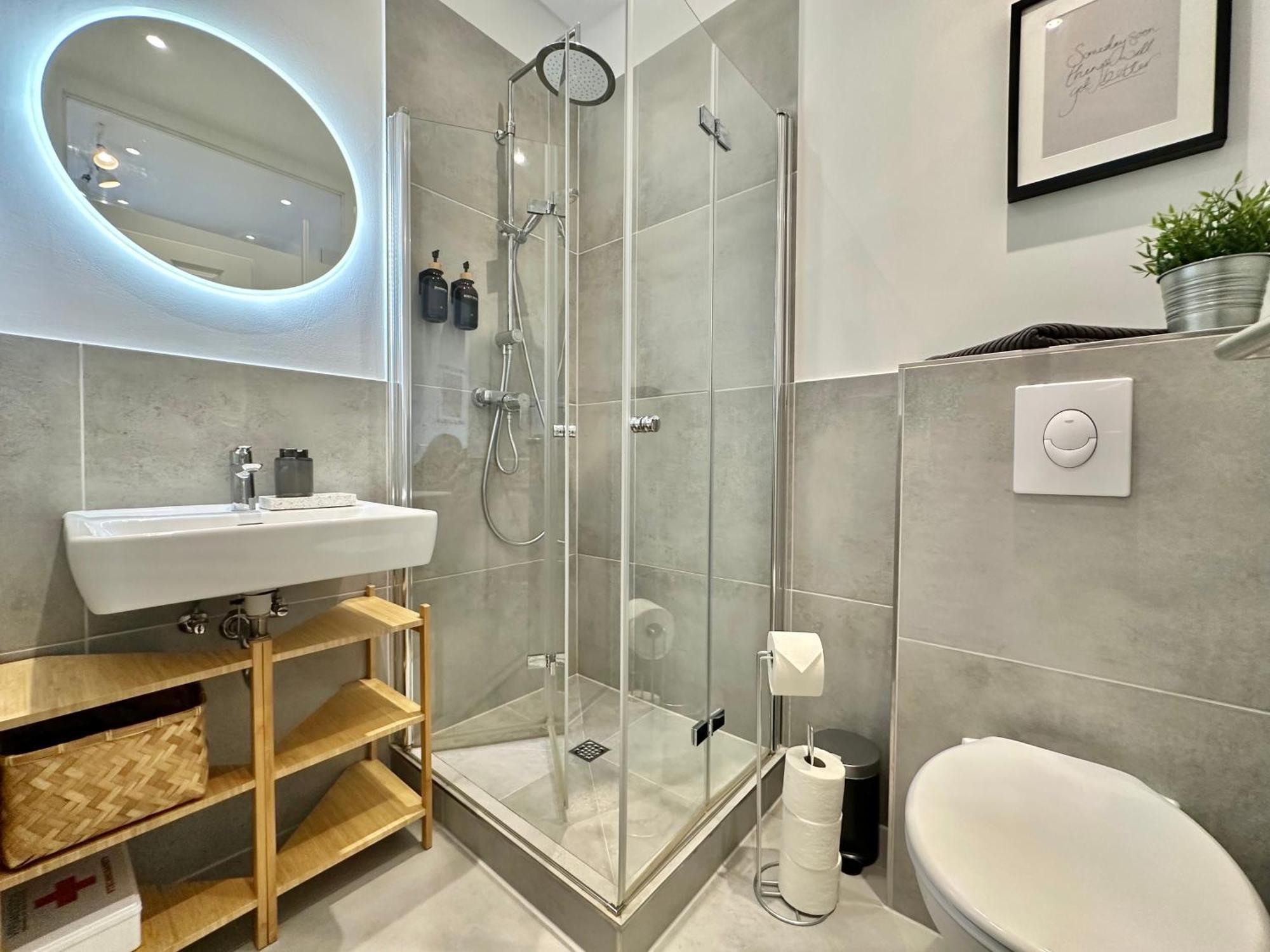 250M Rhine - Quiet Appartement Near Centralstation- Secretplace-K-111-S Кобленц Экстерьер фото